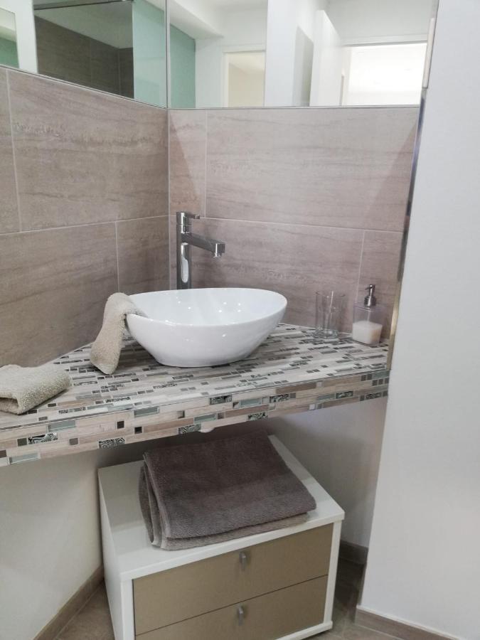 Apartmani Deluxe Jasenice  Esterno foto