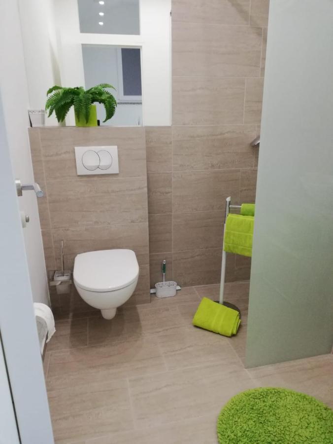 Apartmani Deluxe Jasenice  Esterno foto